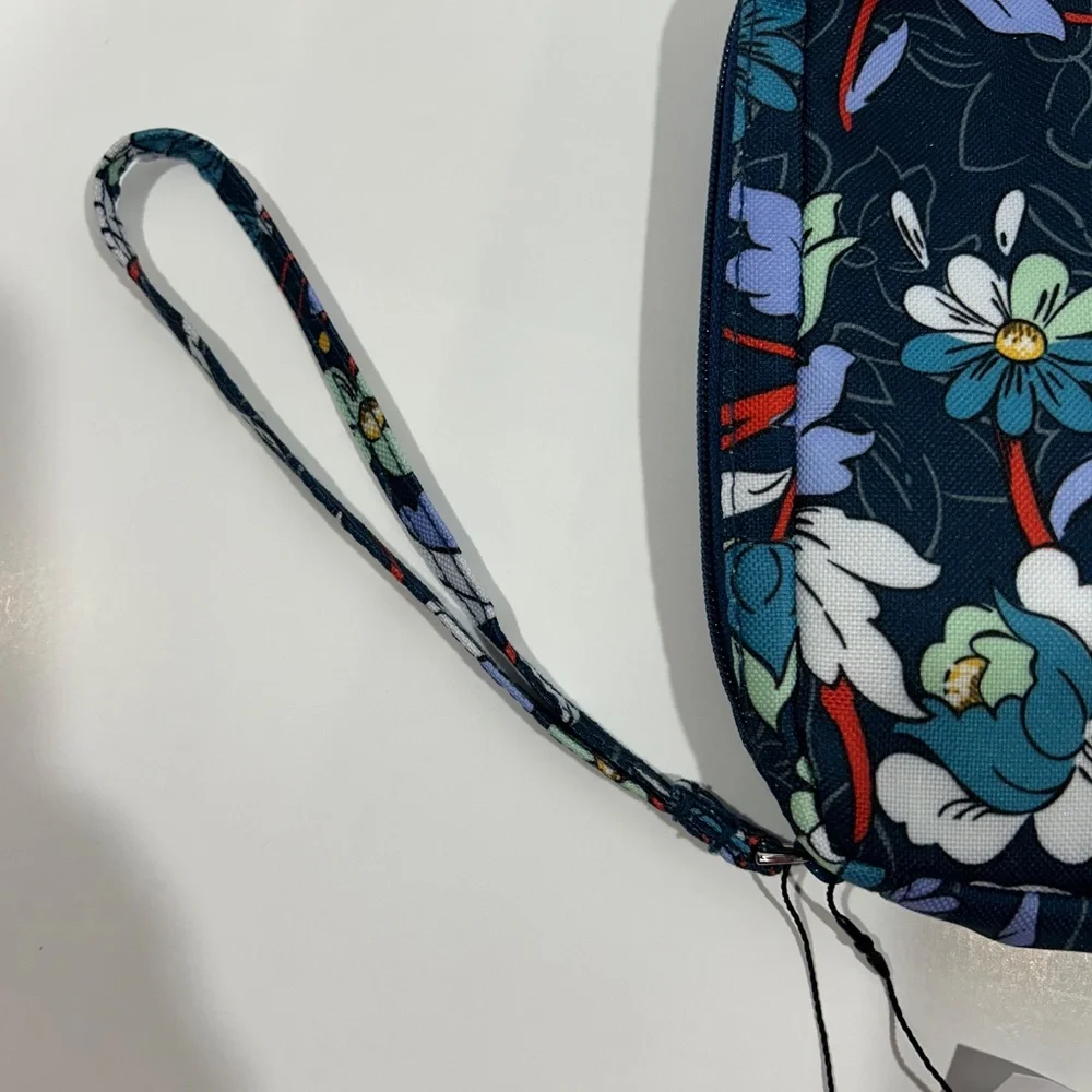 Vera Bradley Wipes Wristlet Pouch-Bag FLORAL BURST Blue Navy Diaper-Changing NEW